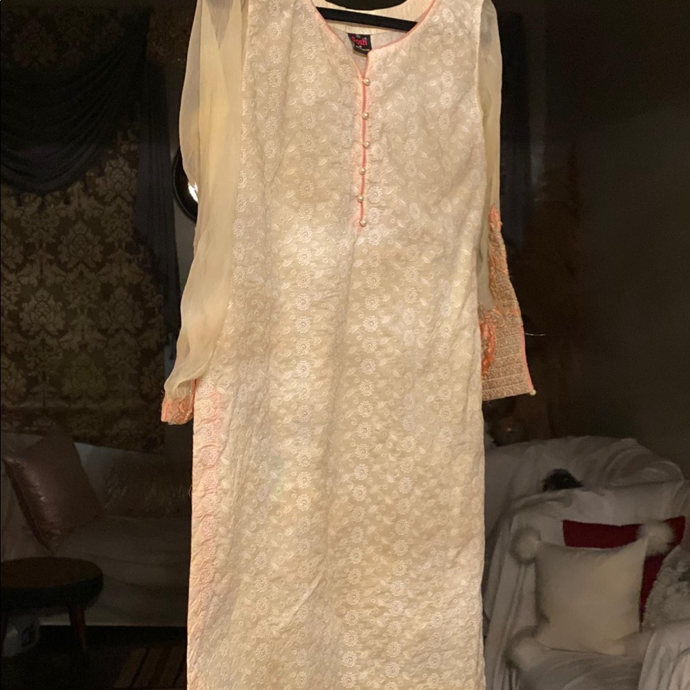 Shaposh 3 piece Pakistani wear